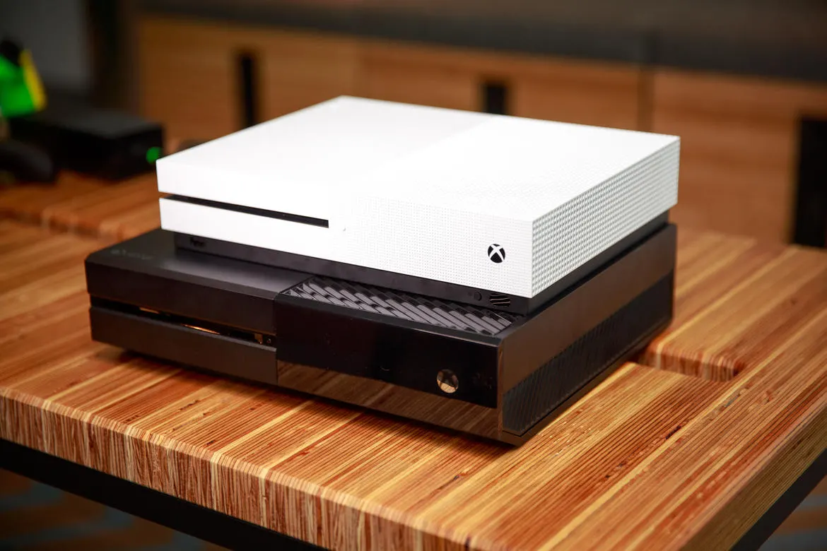 خمسة أسباب لعدم شراء Xbox one S الجديد